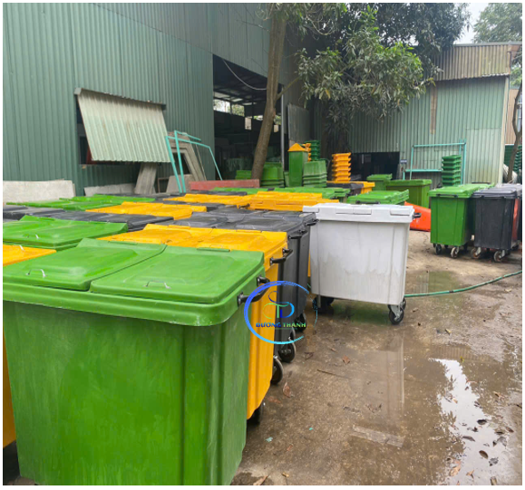 Xe Thu Gom Rác Composite 660L Bánh Hơi