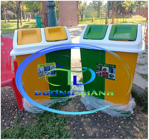 thùng rác 2 ngăn composite tại KCN Vân Trung