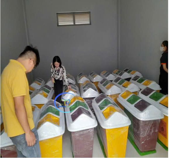 thùng rác nhựa 2 ngăn