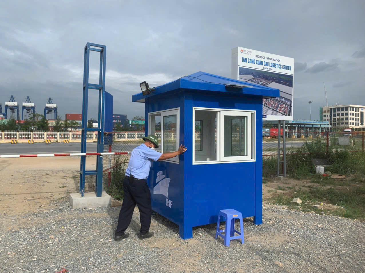 bốt bảo vệ khung thép hà nội