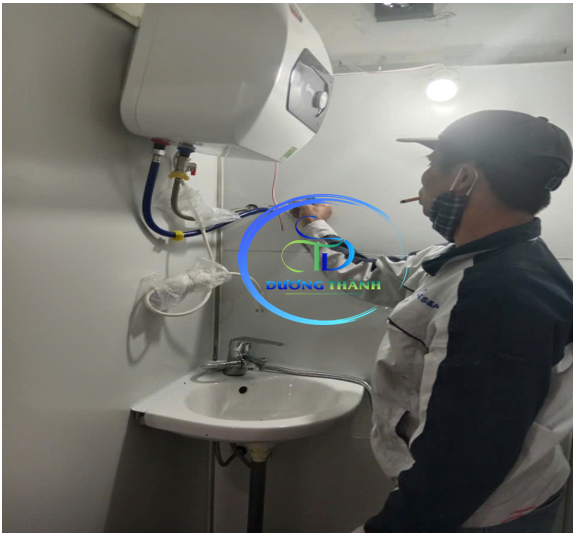 bán nhà tắm di động