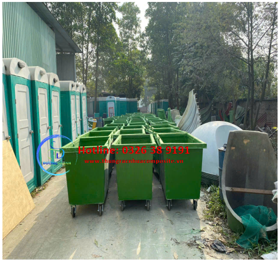 nhà vệ sinh di động từ Niêm