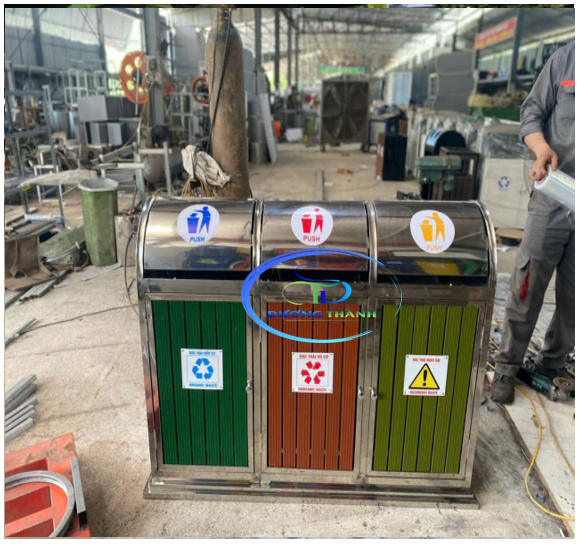 thùng rác 3 ngăn ngoài trời