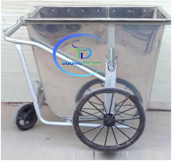 xe thu gom rác đẩy tây